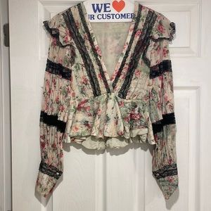 *SOLD* Rococo Sand romantic floral blouse